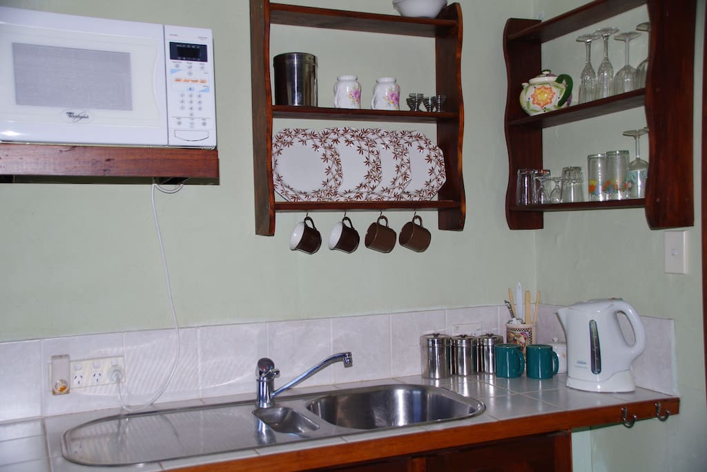 Great Kitchenette, microwave, fridge, electric frying pan, toaster