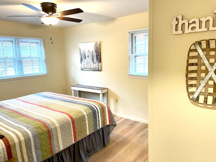 Საძინებელი 2 საწოლიანი საწოლი ახალი მატრასით