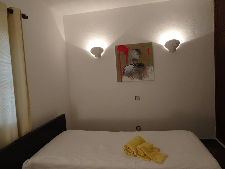 QUARTO DUAS CAMAS