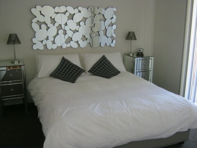 Location and Luxury Stay