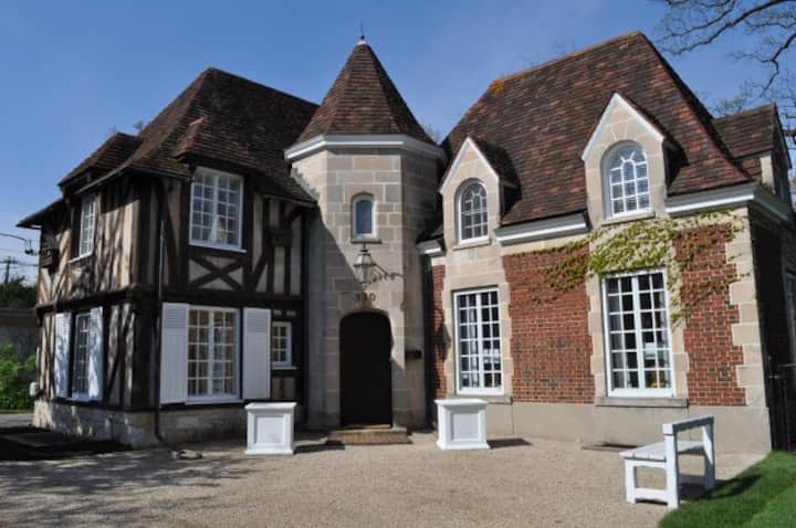 Le Petite Chateau Houses For Rent In Highland Park Illinois United States Le Petite Chateau Houses For Rent In Highland Park Illinois United States