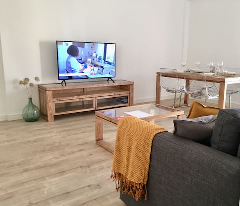 Nice apartment next to Acera de Recoletos