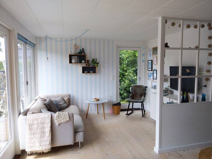 Skønt Sommerhus Tæt På Vandet I Rolige Jørgensø - Denemarken