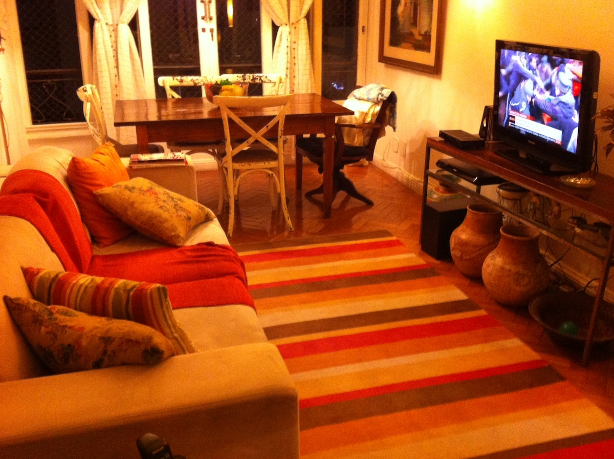 Amplia y acogedora habitación