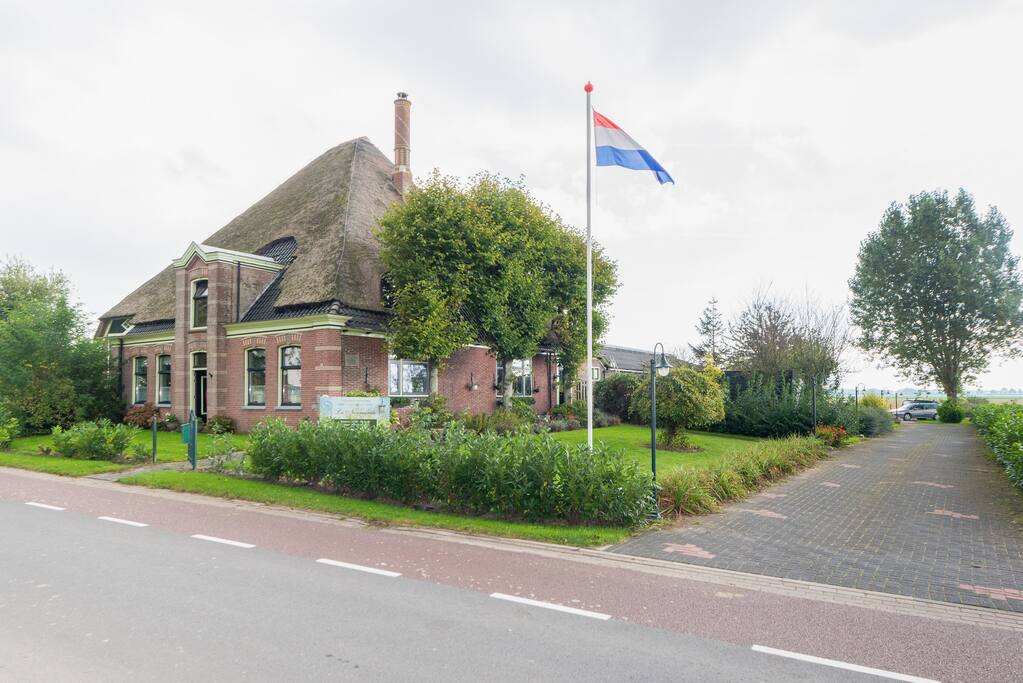 Charming Typical Dutch Farm. Farm stays for Rent in westwoud / hoorn