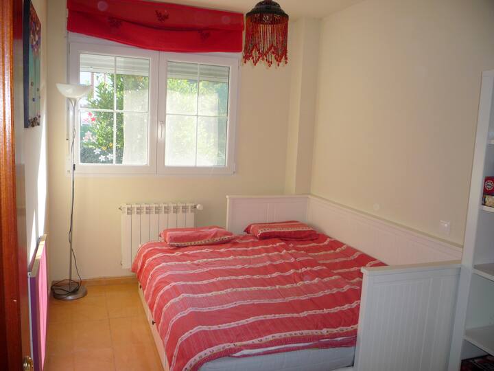 לשני אנשים.