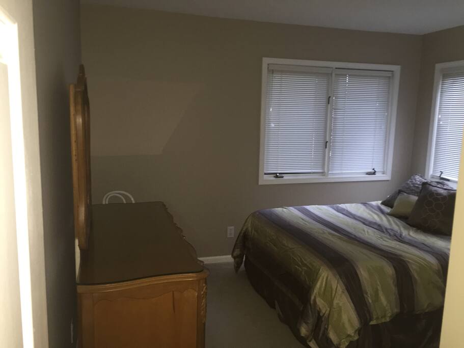 Queen Bedroom