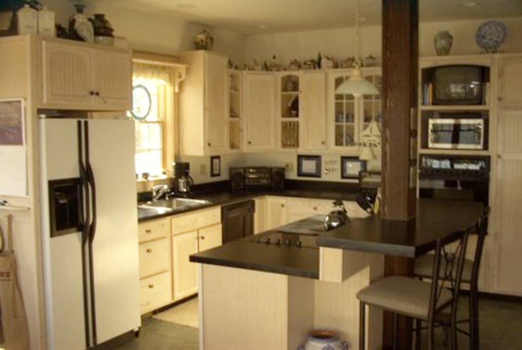 Fully equipped kitchen