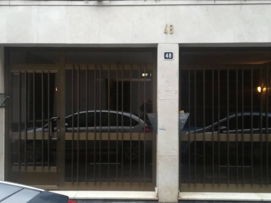 Entrada al edificio.