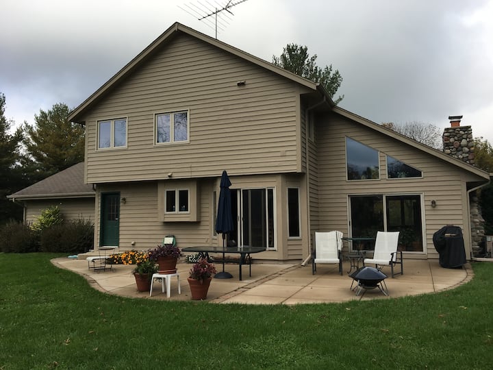 Pewaukee Vacation Rentals & Homes Wisconsin, United States Airbnb