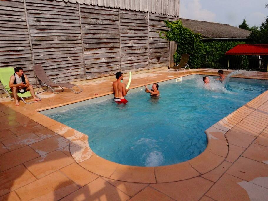 Piscine privée sécurisée Les Chênes