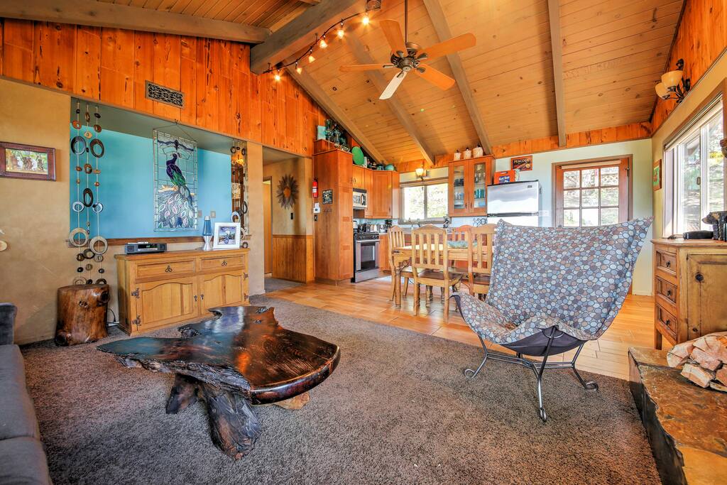 Dreamy decor and luxurious wood finishing welcome you.
