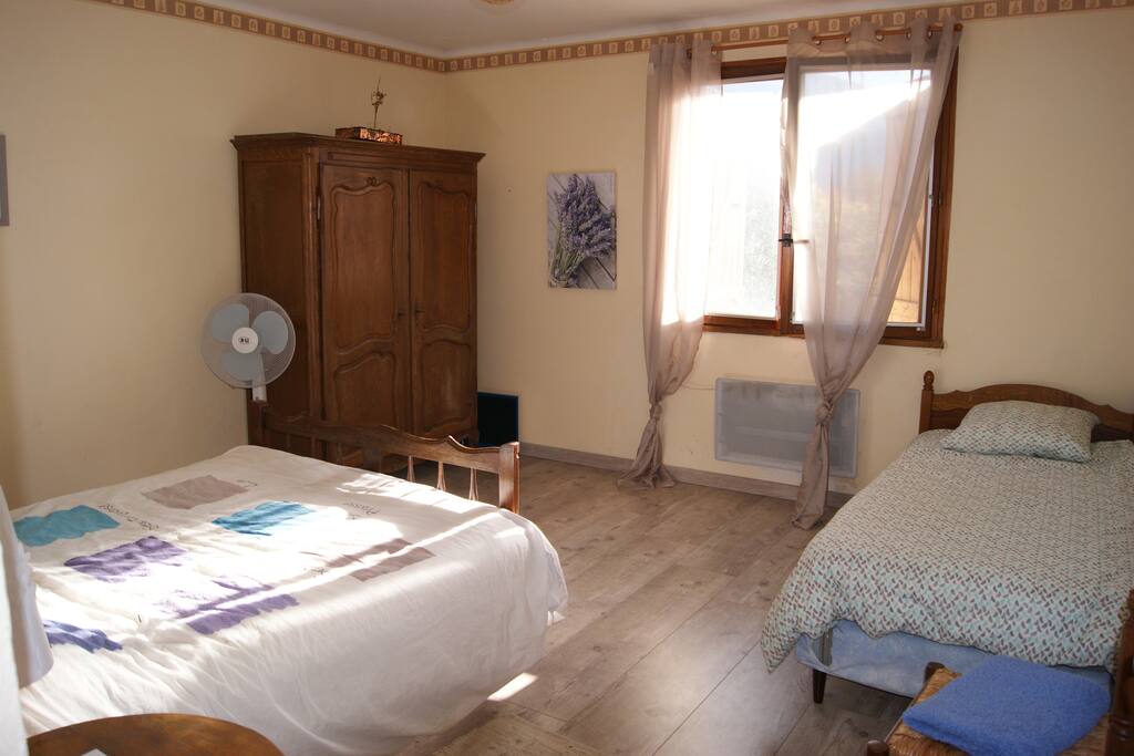 chambre lits une et deux places
