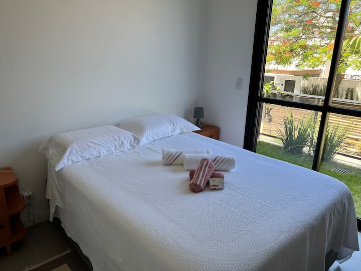 Апартман 1 - брачен кревет (широк 150-179 см