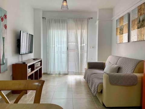 Top performing Airbnb: Beautiful apartment in downtown Santa Pola in Santa Pola