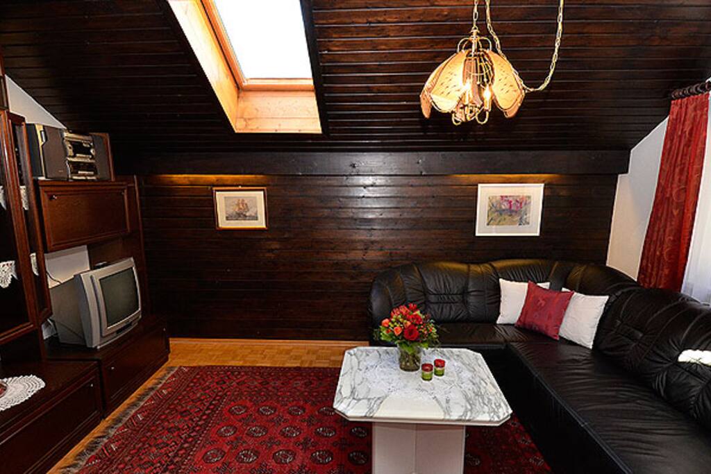 Apart "Schrofenstein" Wohnzimmer
