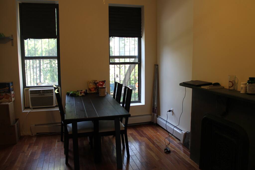 Dining/work table