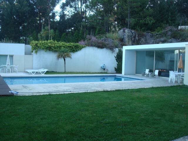 The Pool House-up to 10p gallery image 4