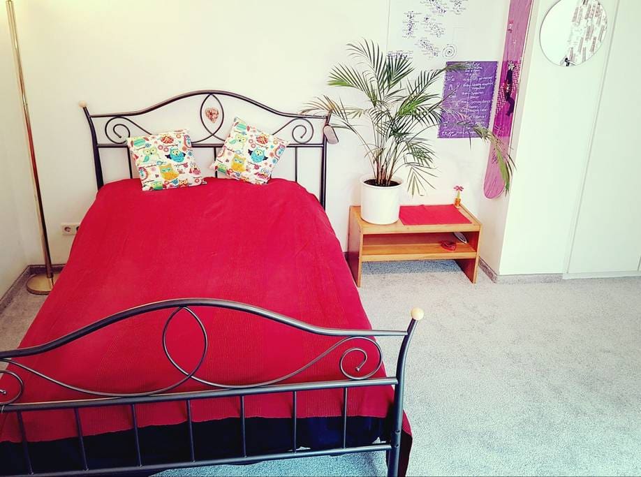Your bedroom is located in the lightful souterrain, you will have a quiet and restful sleep in our comfortable double bed