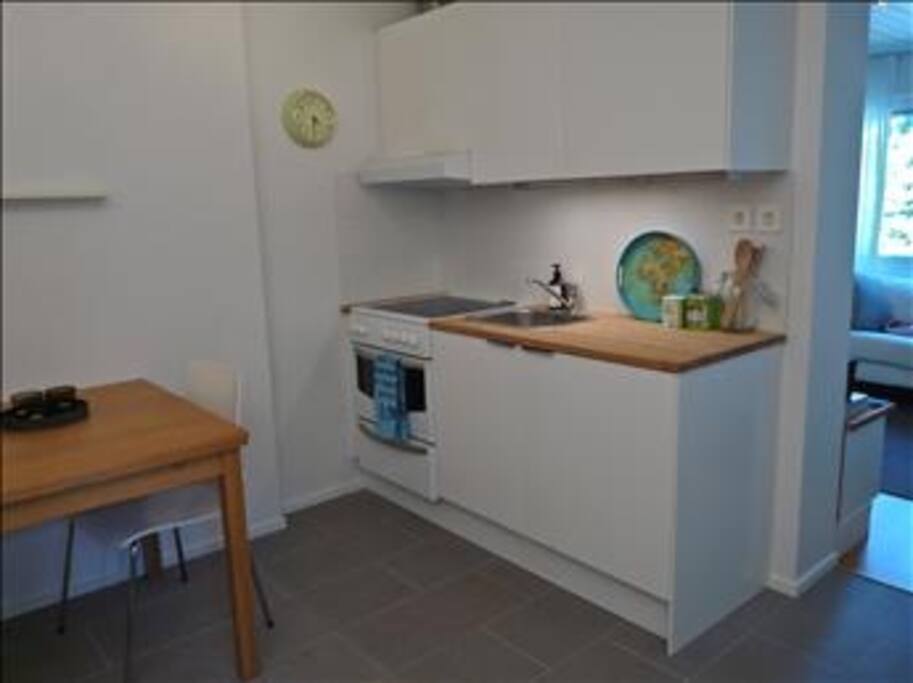 Kitchen:
-Standard equipment
-Micro
-Tabel for 2-4 person
