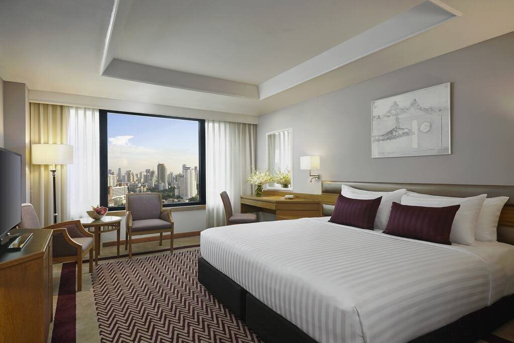 Premier Room
