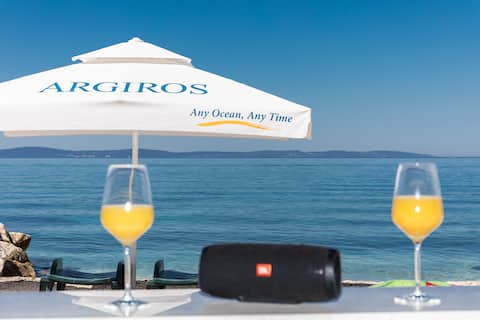 Plaza beach studio apartment