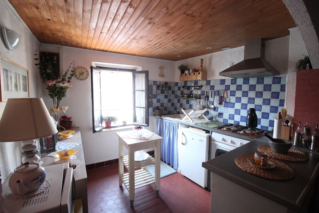 Cuisine toute équipée