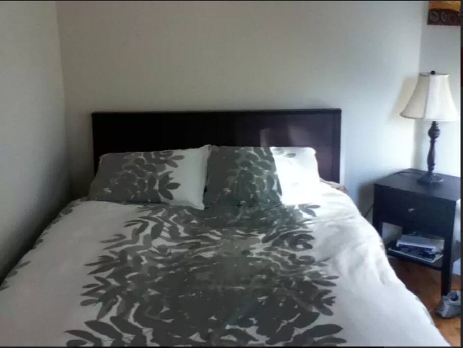 Queen bed