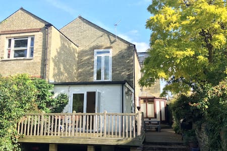 Private Annexe in central Cambridge