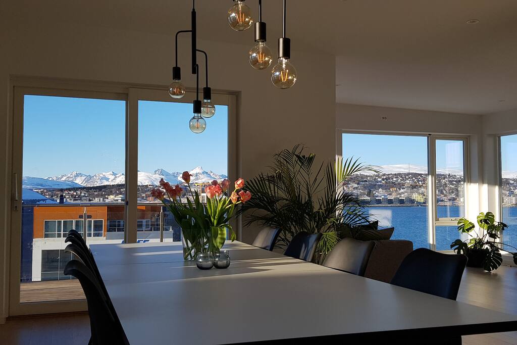 Lovely dinning room with a view