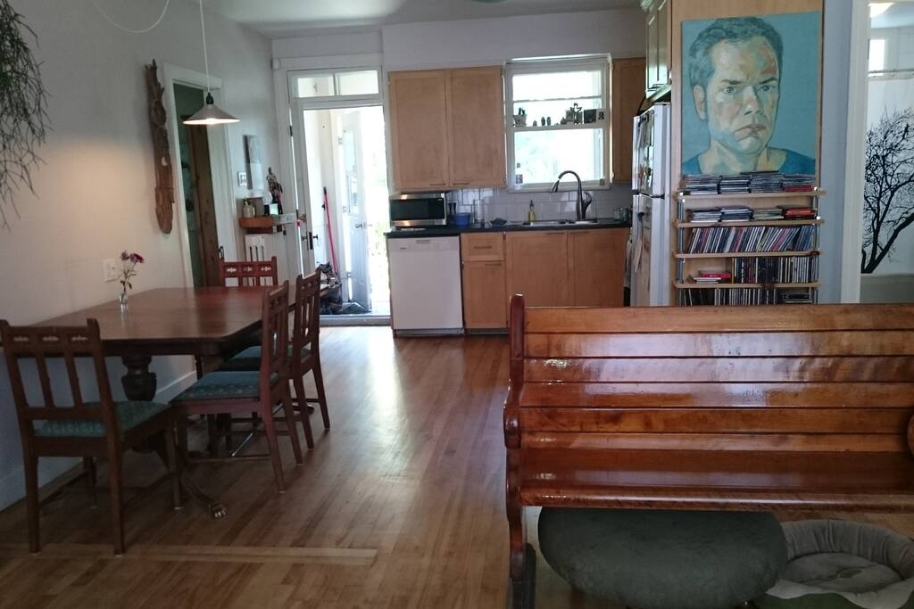 La cuisine au rez-de-chaussée