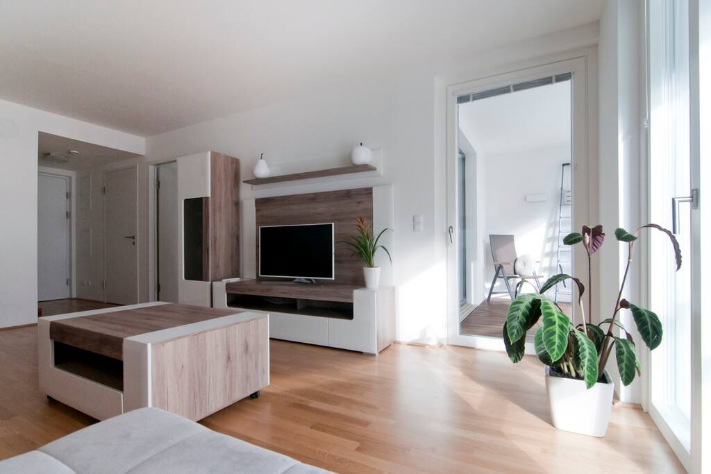 Living Room - Smart TVLiving Room - Smart TV