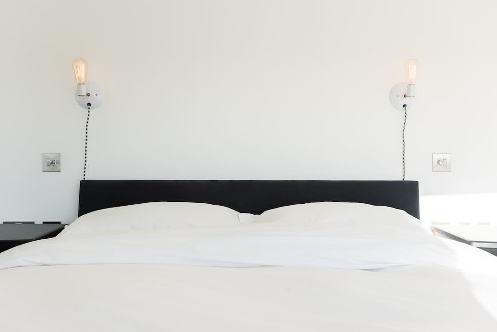 King size bed