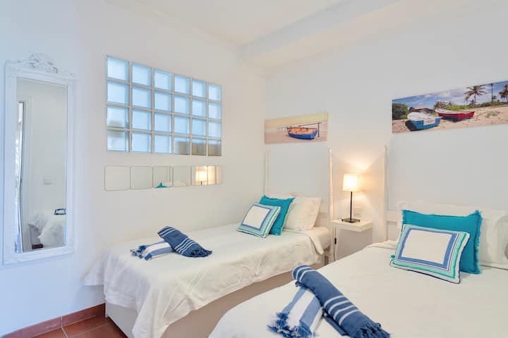 spálňa 2 lôžka 2. poschodie