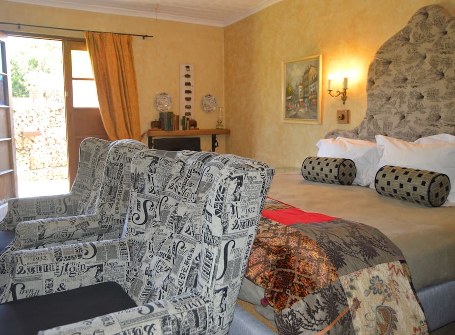 Bed room