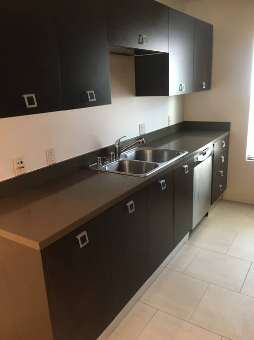 Kitchen with dish washer