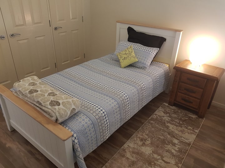 Beachmere Holiday Rentals & Homes Queensland, Australia Airbnb