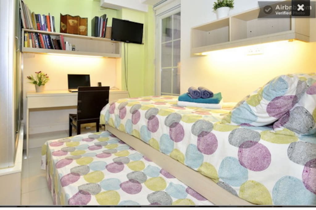 Tween bed with small double bed