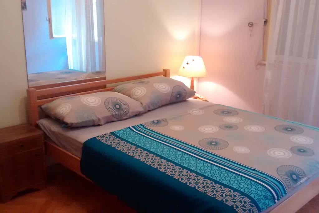 Sleeping room