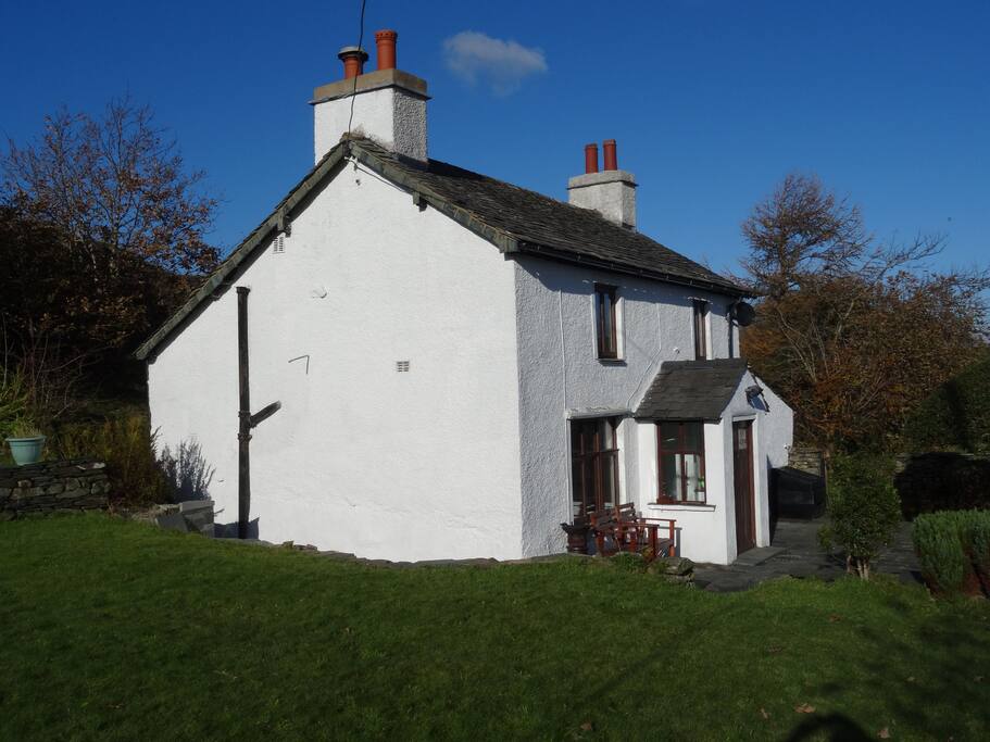 Romantic Lake District cottage Cottages for Rent in Cumbria, England