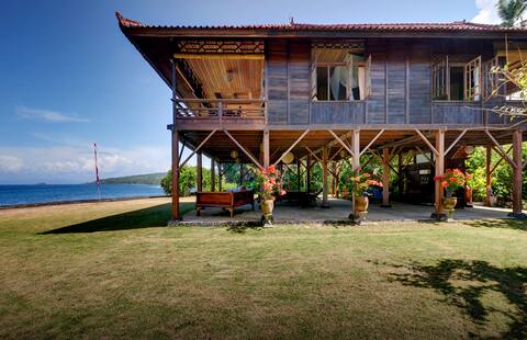Ocean Front Pandan Villa East Bali