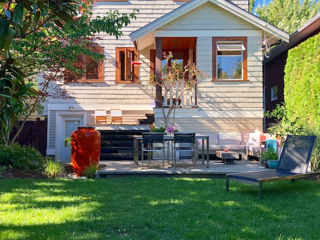 Cheerful + Bright City Home