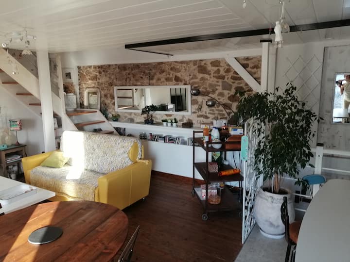 غرفة المعيشة