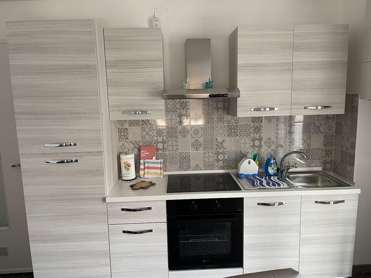 Top Airbnb: Entirely seafront apartment in Savona in Savona