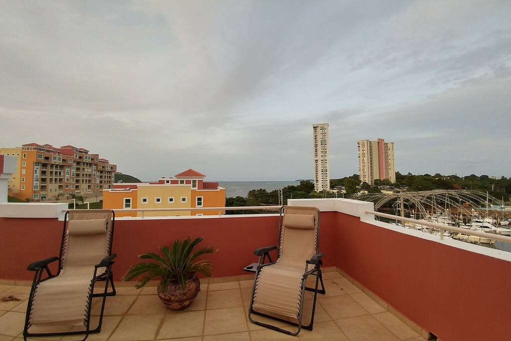 shared terrace to finish and exciting day.