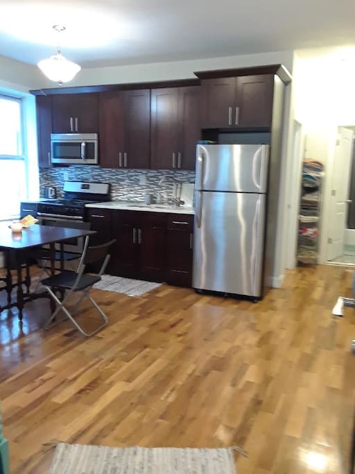 Open kitchen/living room area. Newly renovated kitchen & all new appliances.