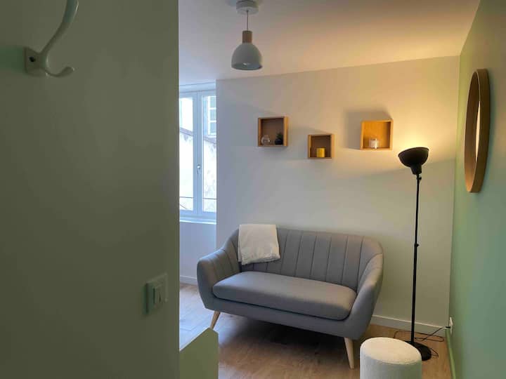 Le Minimaliste, Hyper Centre, Calme & Climatisé - Villefranche-sur-Saône