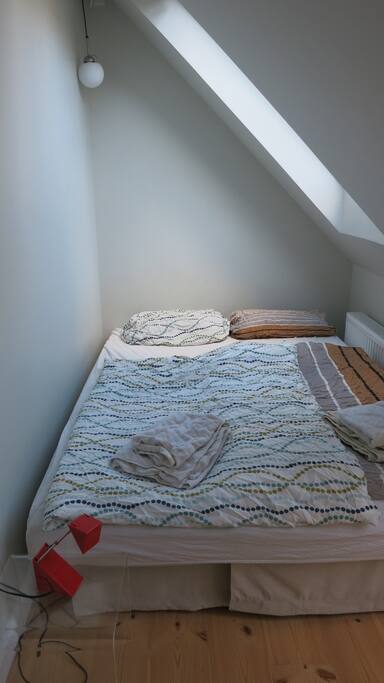 Bed couch 2m x 1.40m