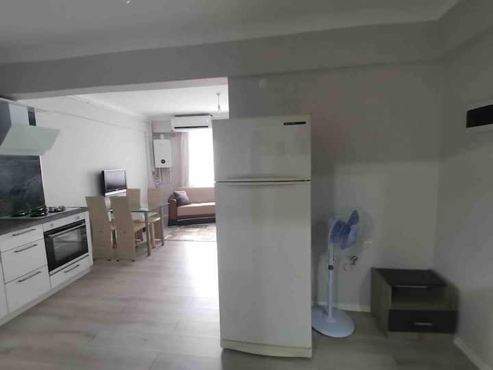 1 Room 1 Living Room Apartment Ideal for Accommodation