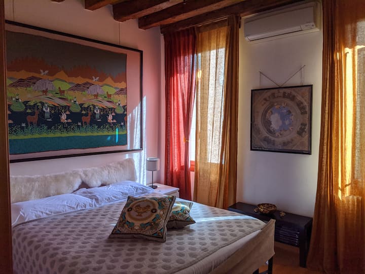 Castello, Venice Bed and Breakfast Holiday Rentals - Venice, Italy | Airbnb